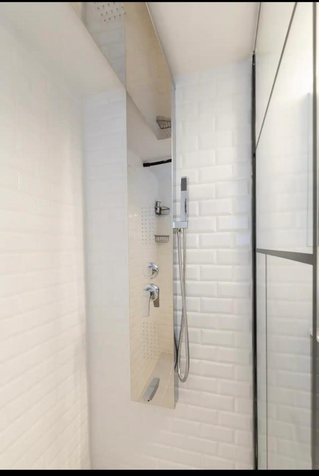 Χαλαρωτική Φωλιά Με Υδρομασάζ Apartment Tesalonika Bagian luar foto